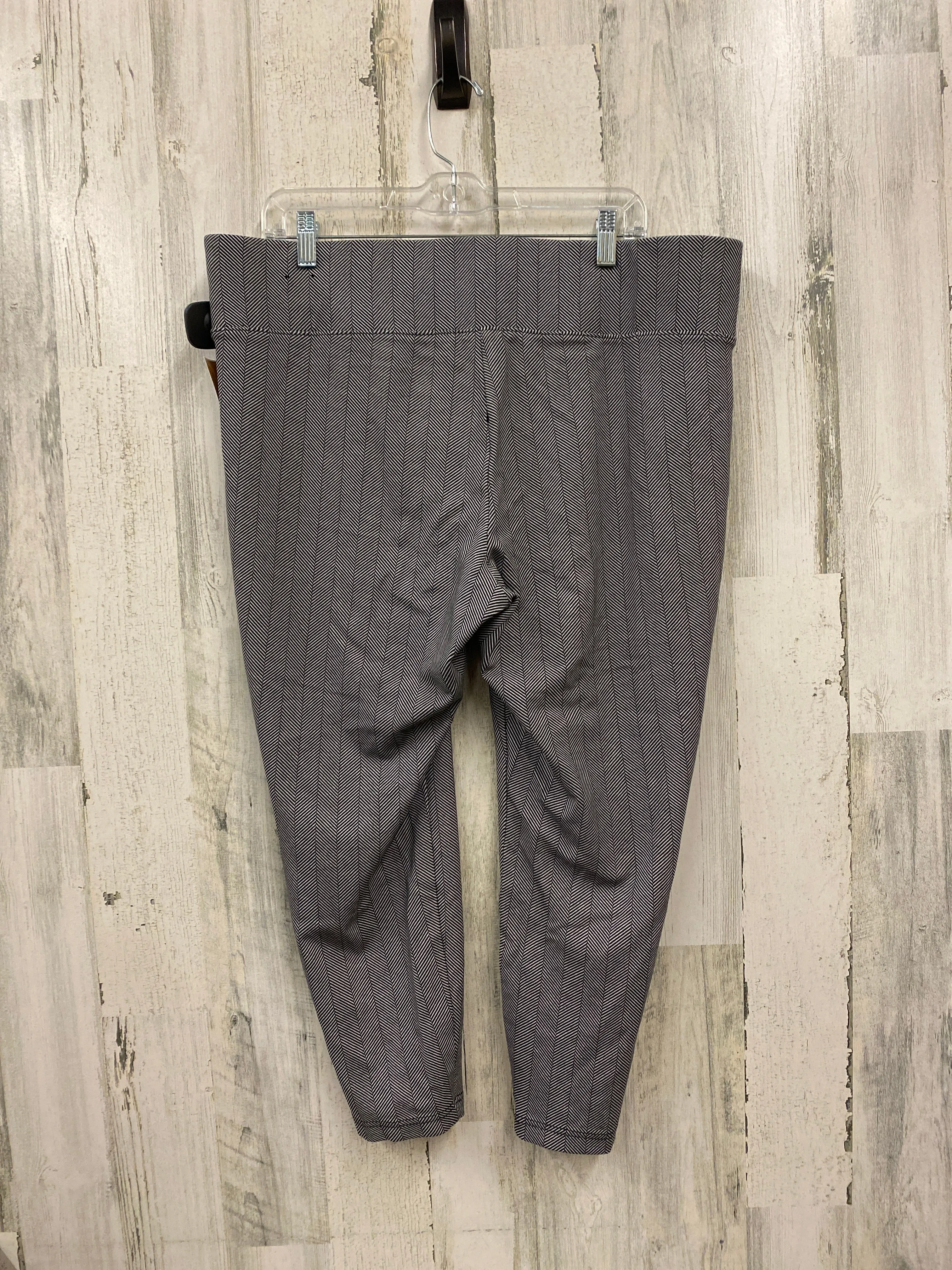 Capris By Torrid  Size: 20