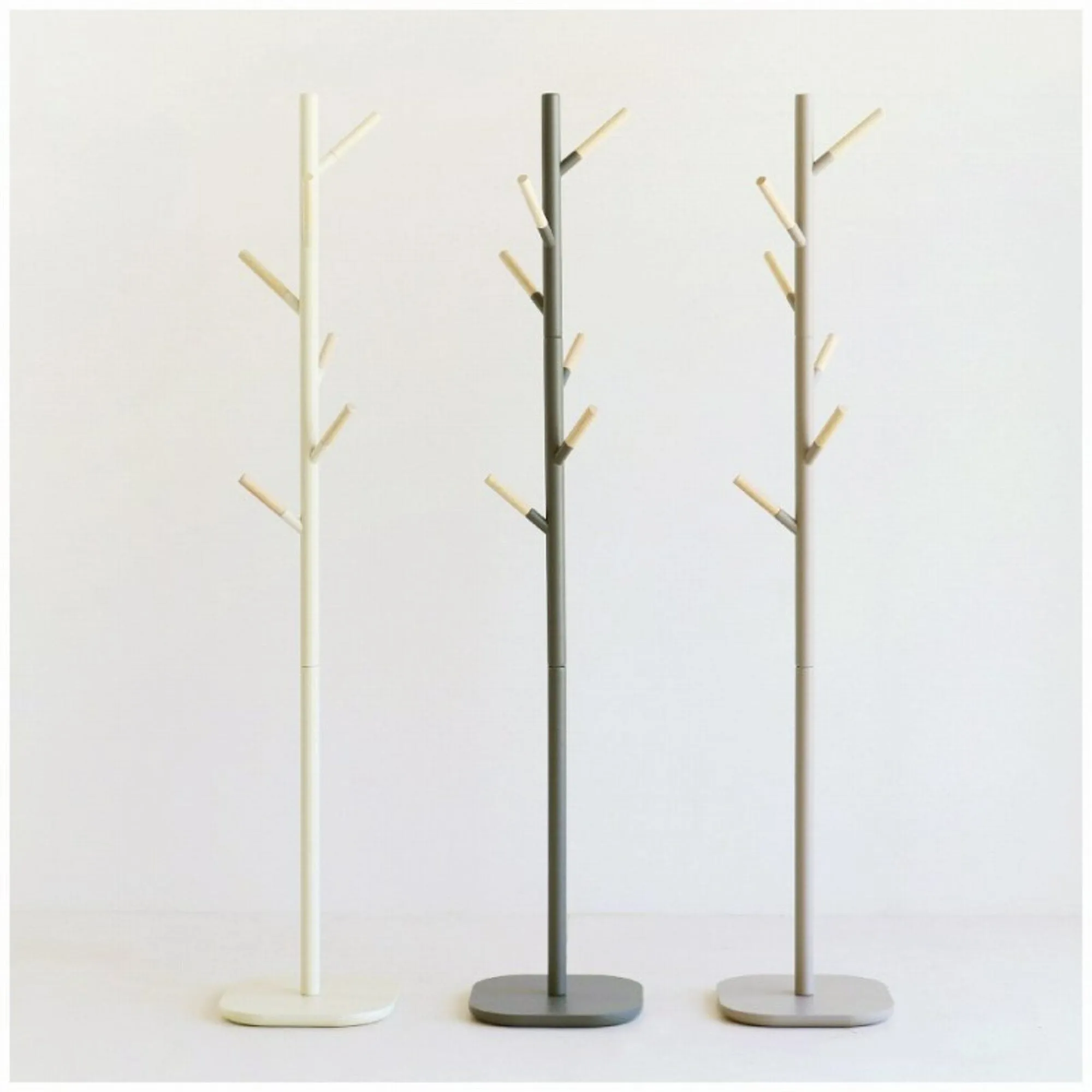 Cime Pole Hanger  320 X 320 X 1695 Ivory