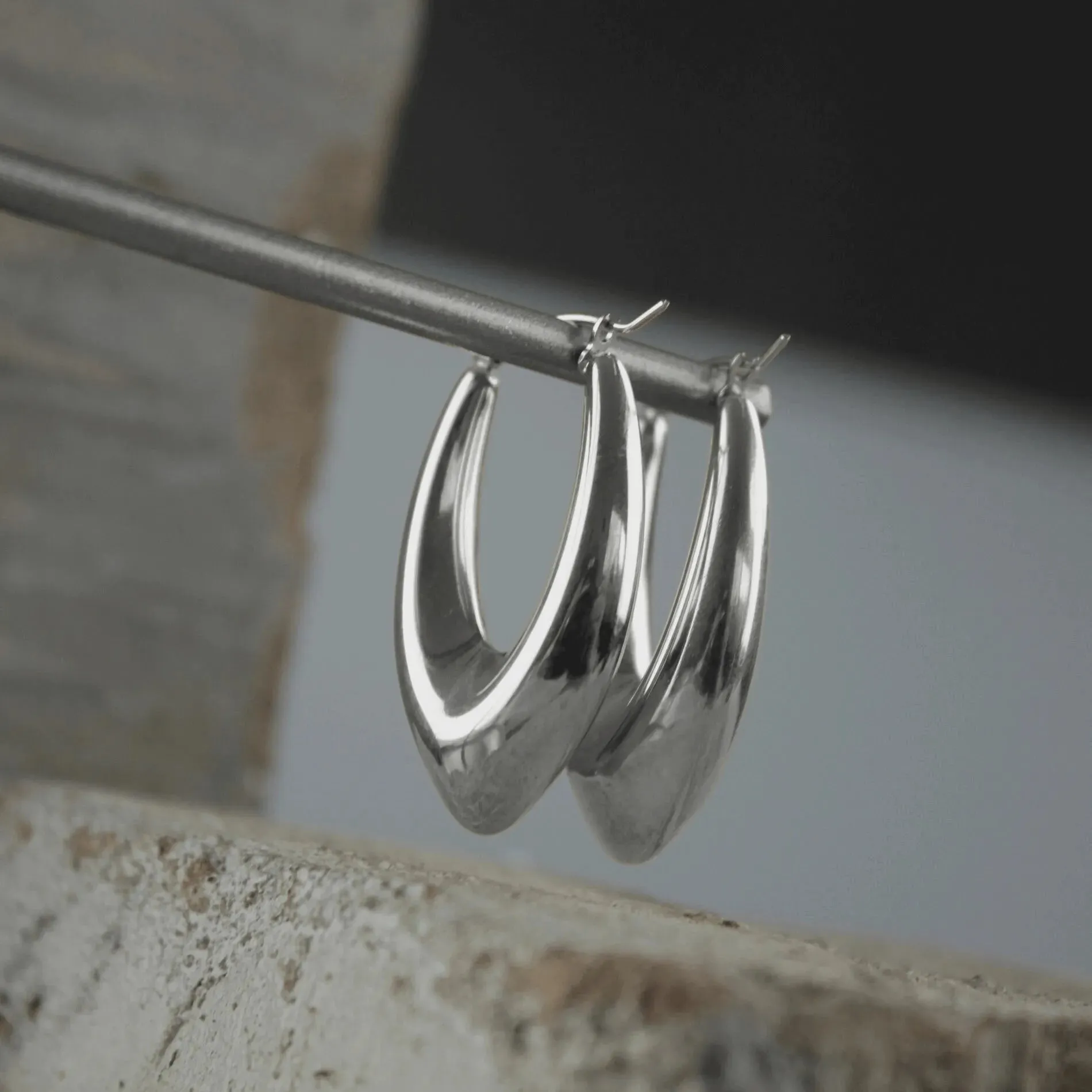 Courage Waterproof Oval Statement Earring Silver Plating