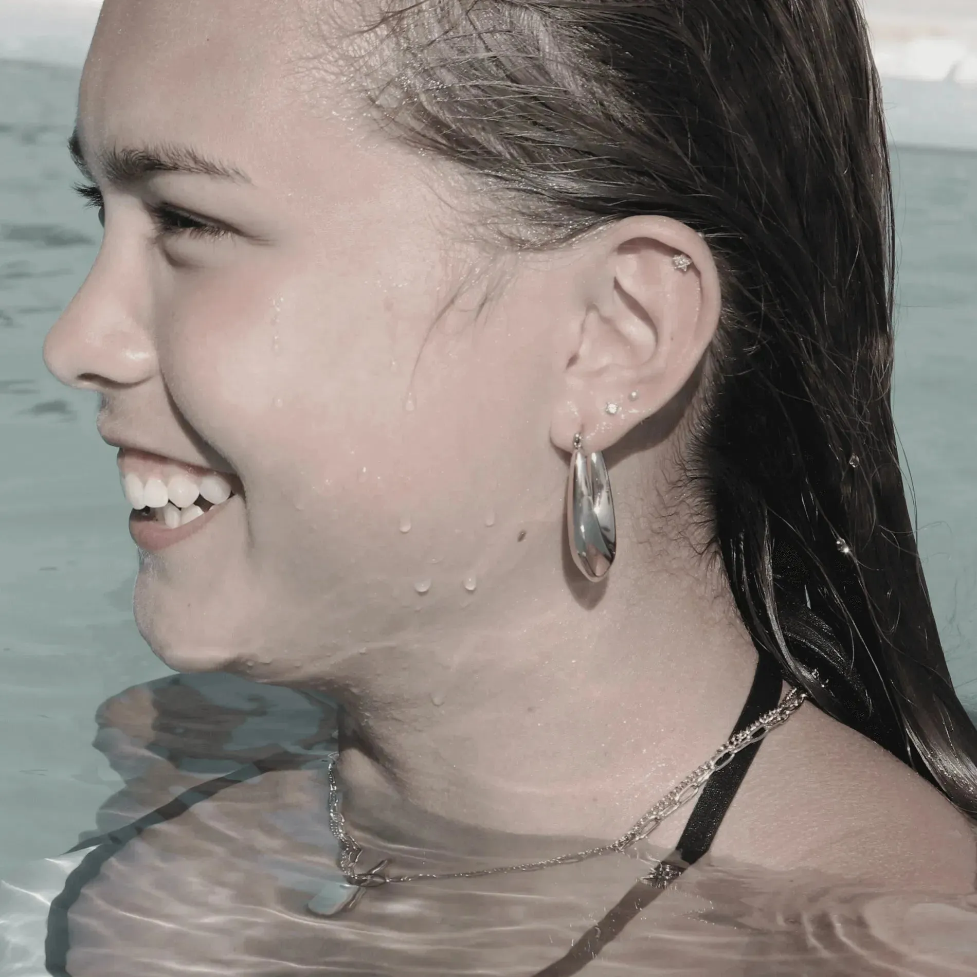 Courage Waterproof Oval Statement Earring Silver Plating