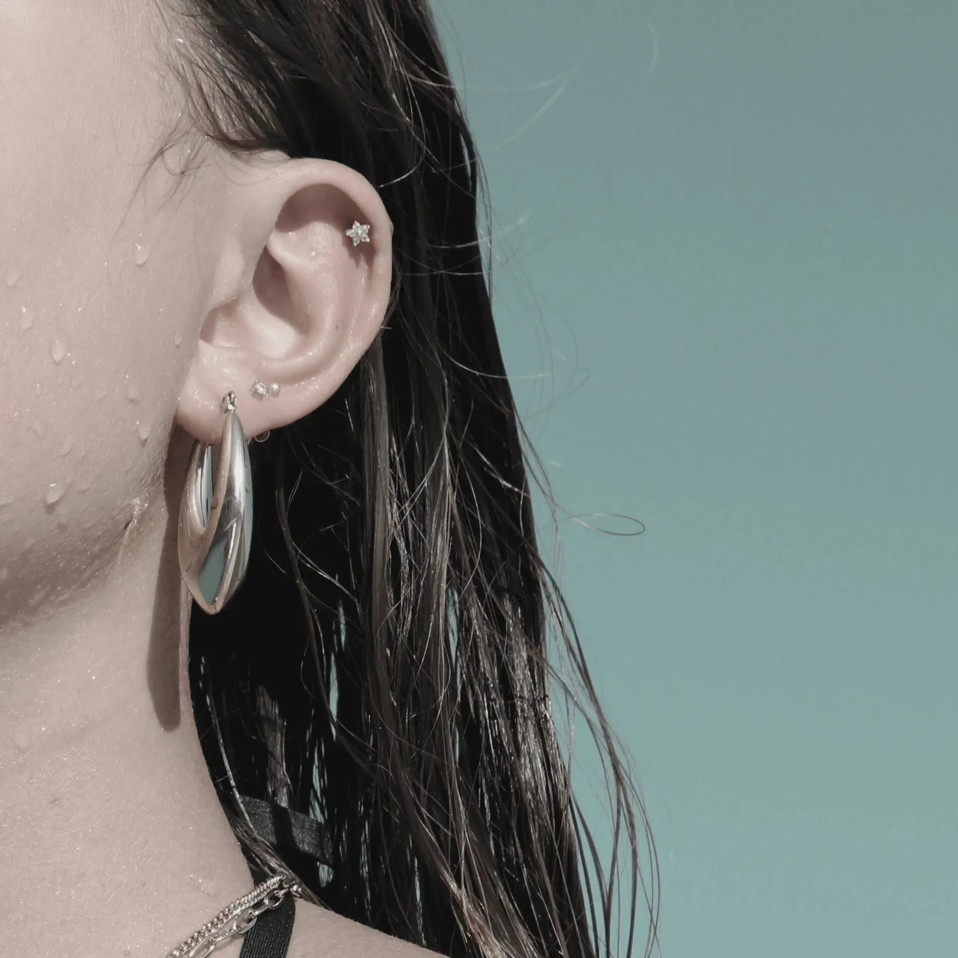 Courage Waterproof Oval Statement Earring Silver Plating