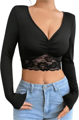 Floerns Women's Contrast Lace Ruched V Neck Long Sleeve Crop Tops Tee Shirts