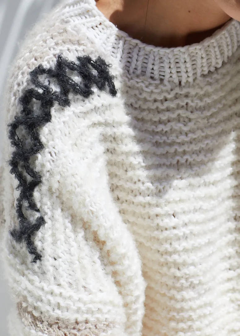 HAND-KNITTED WOOL SWEATER "MERYL"