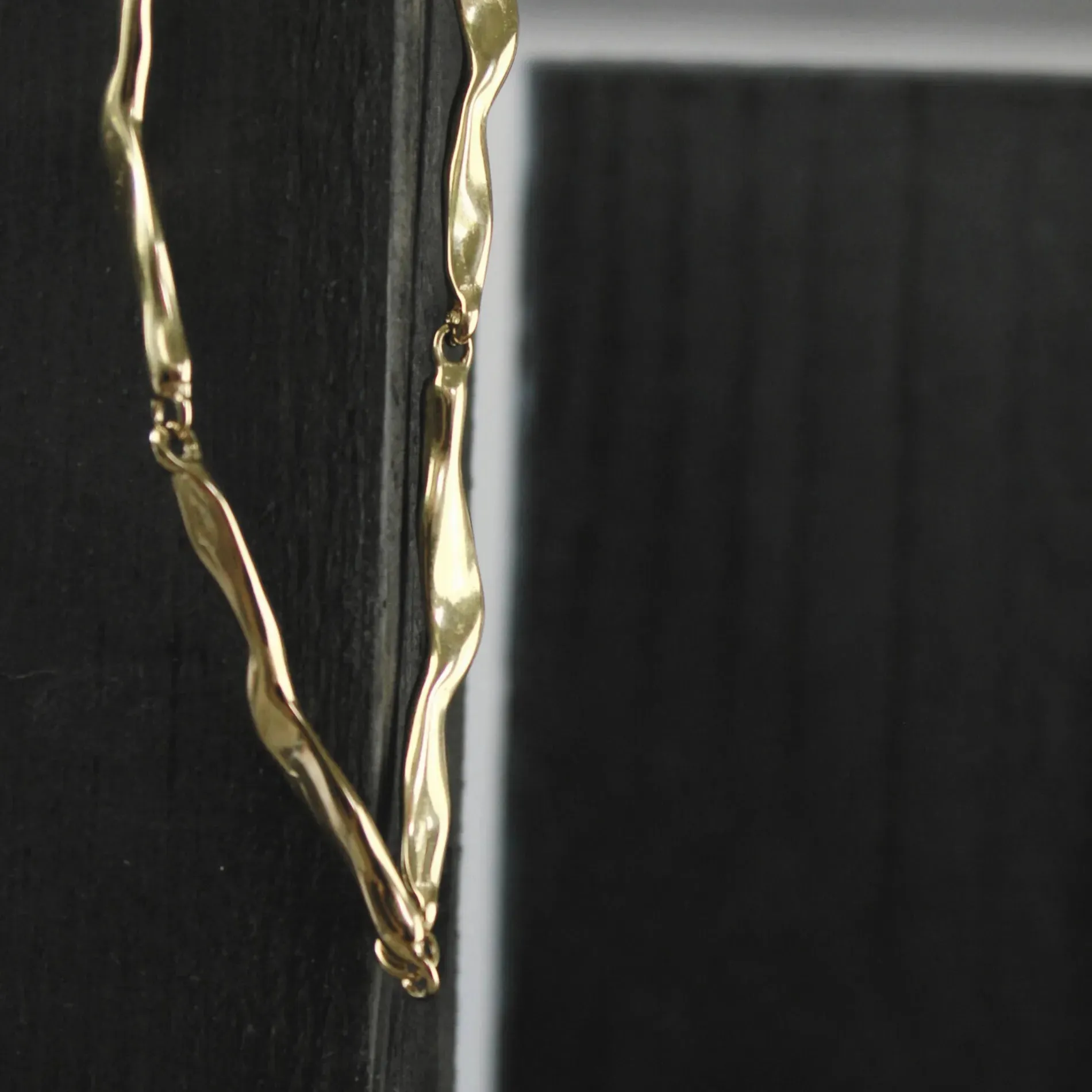 Joy Waterproof Short Organic Link Necklace 18K Gold Plating
