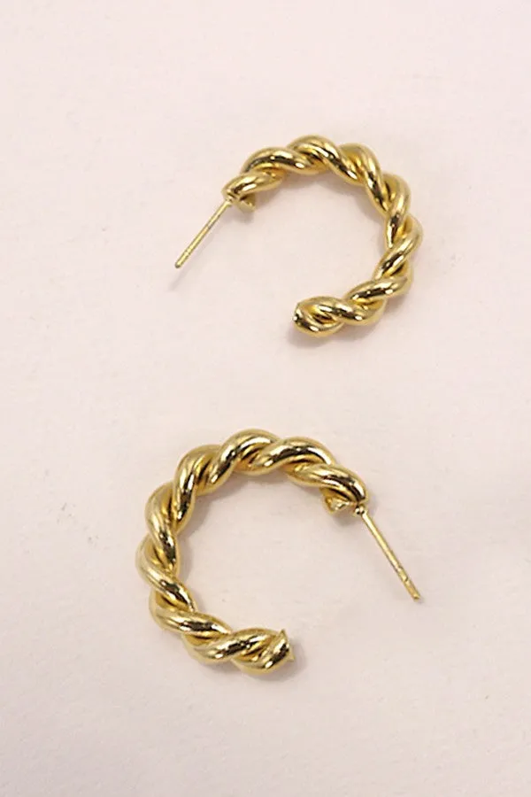 Medium Twist Hoop