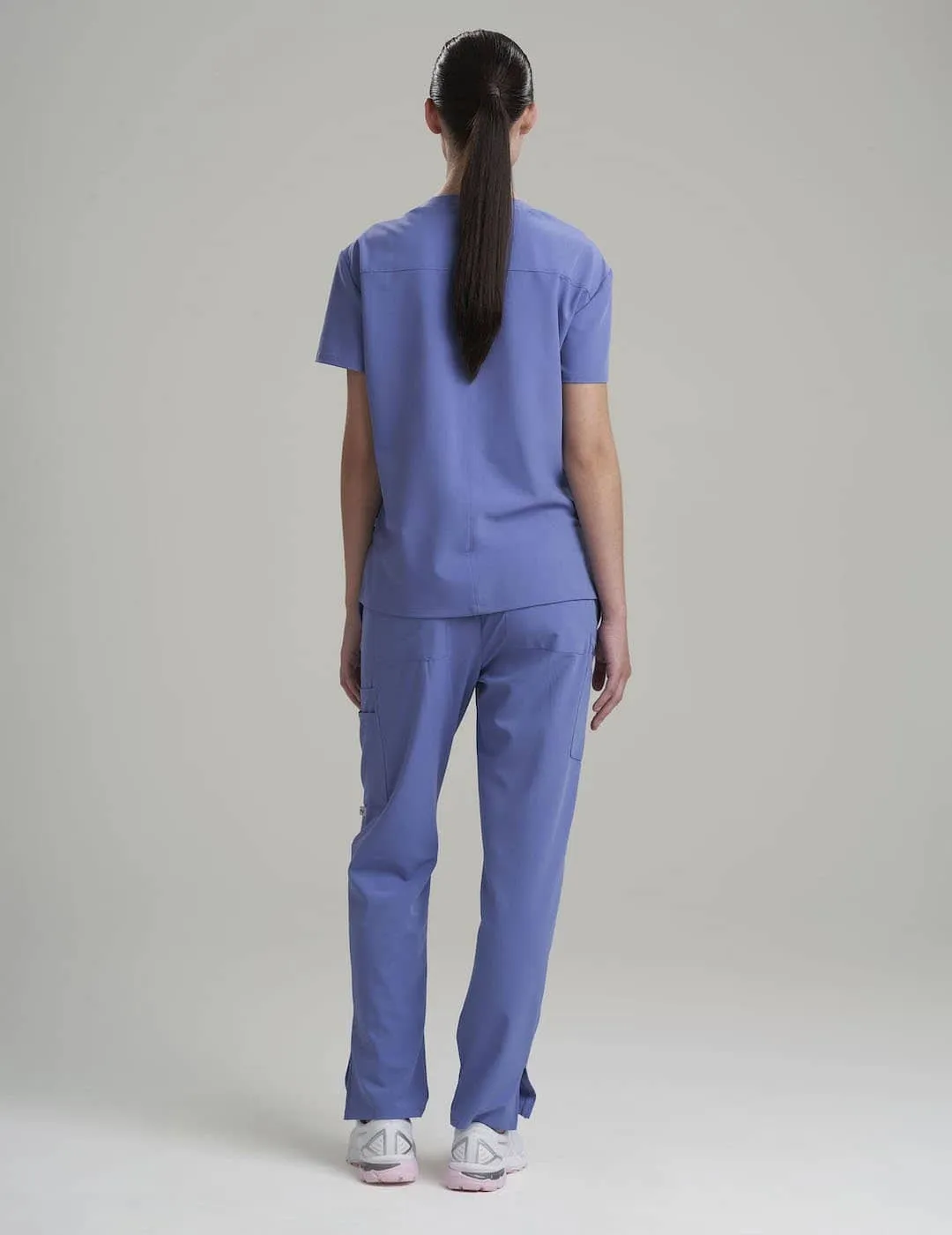 Womens 3-Pocket V-Neck Scrub Top